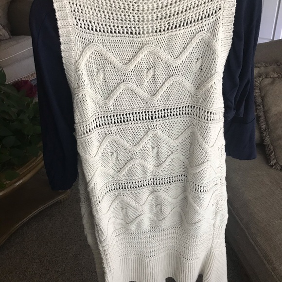 Cardigan - Picture 2 of 3